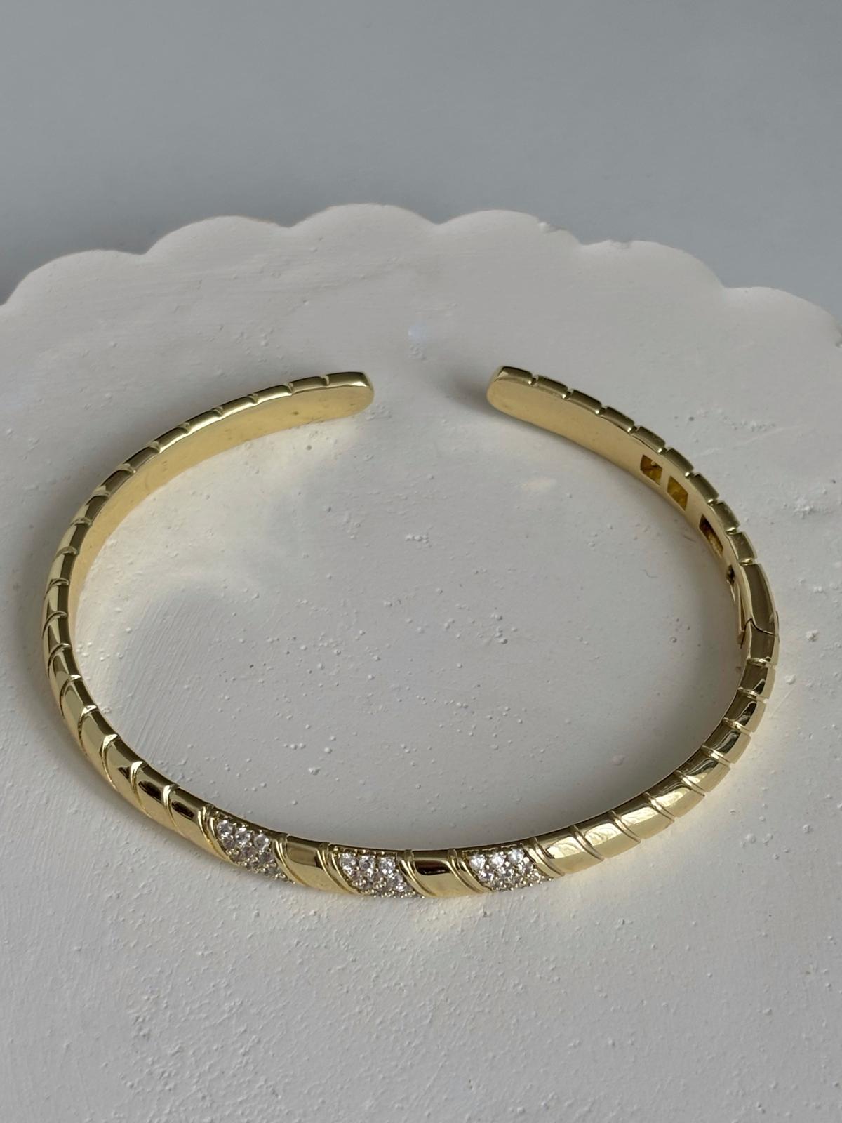 Klasik Kelepçe Bileklik