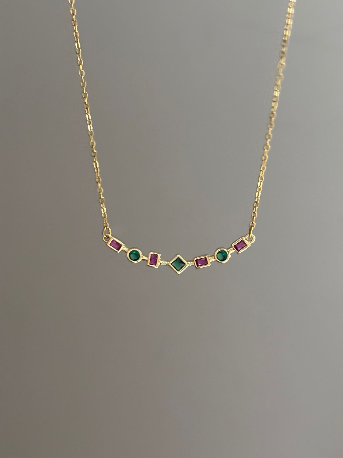Emerald Kolye