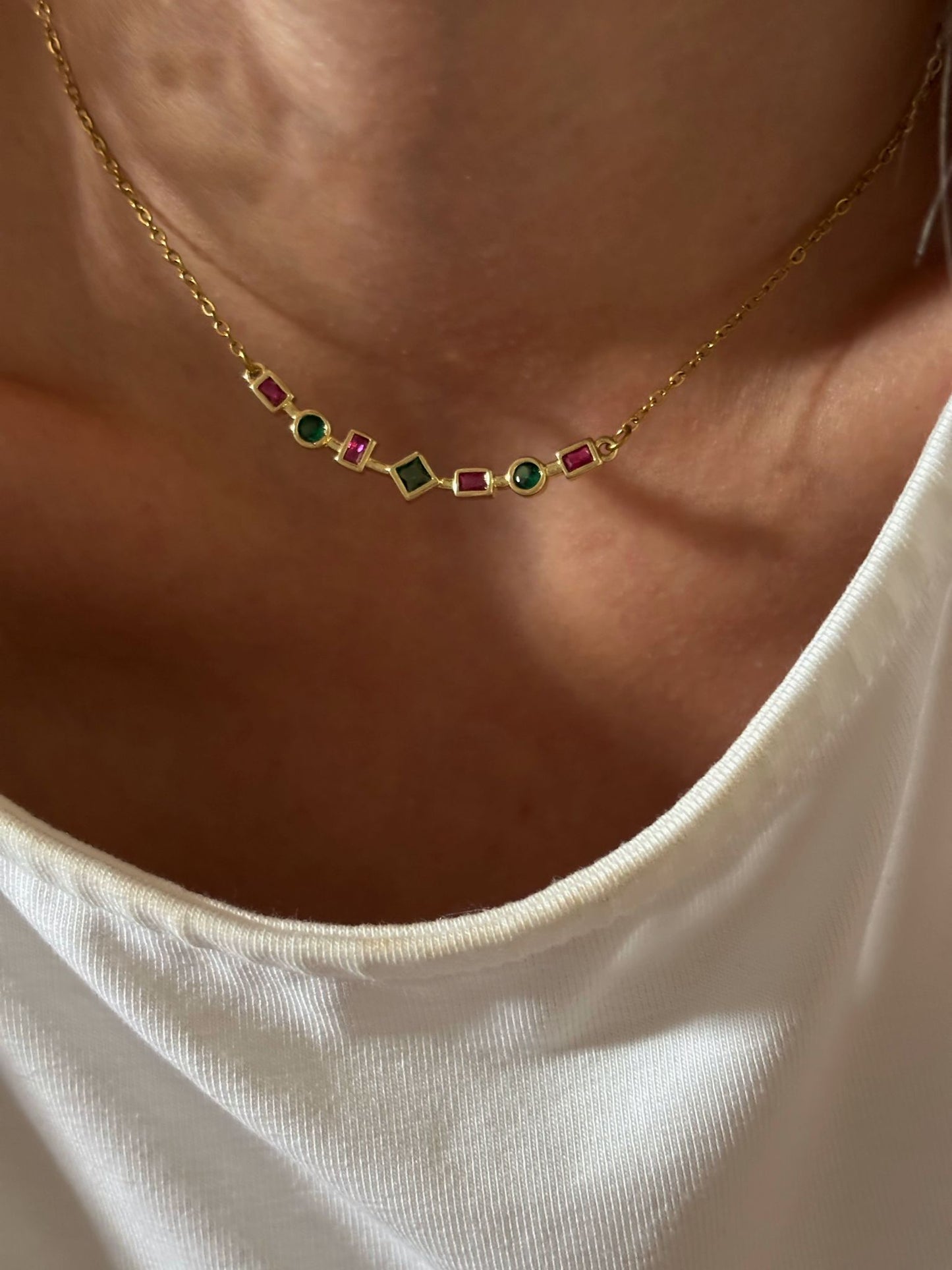 Emerald Kolye