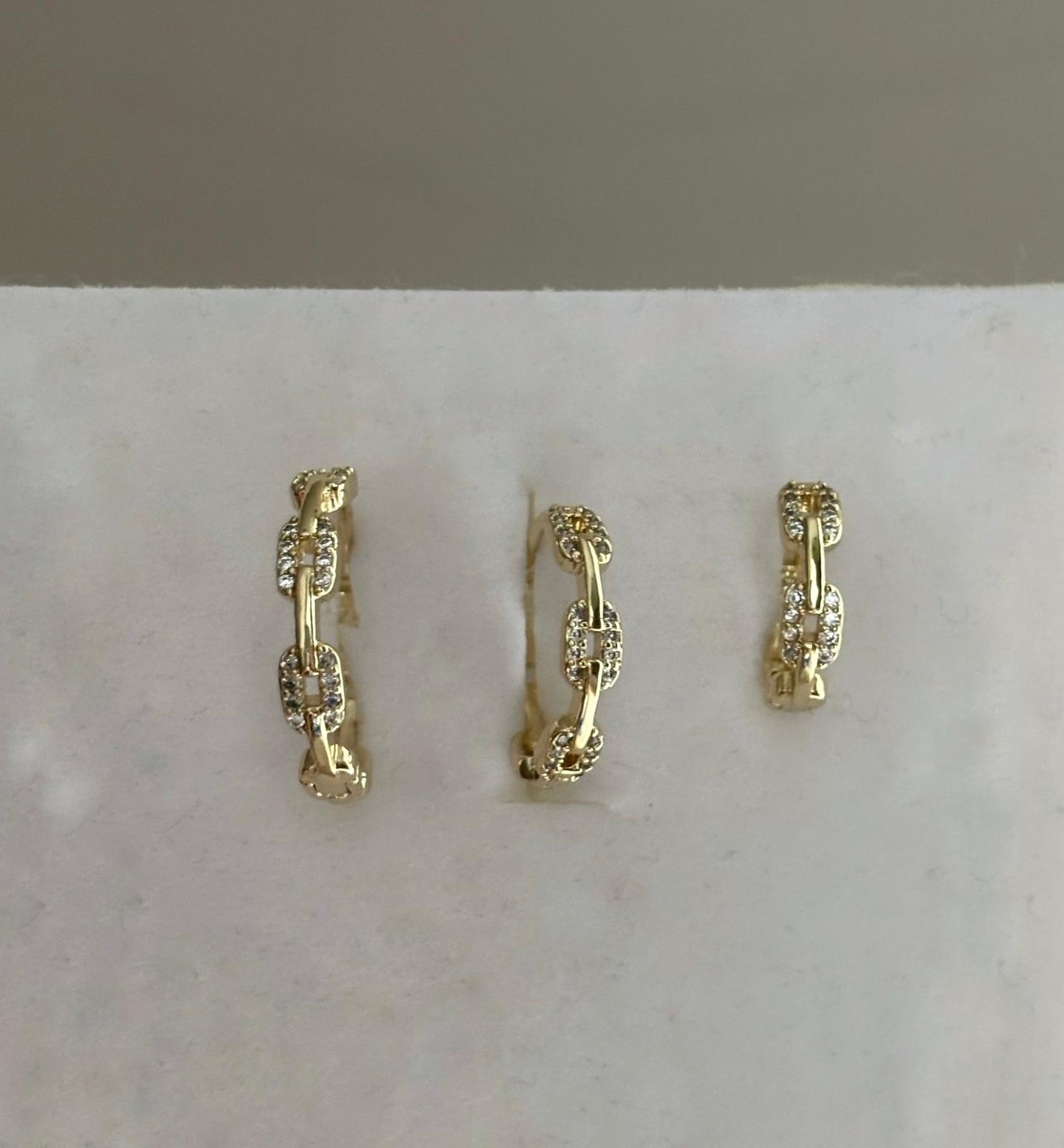 Üçlü Zincir Küpe