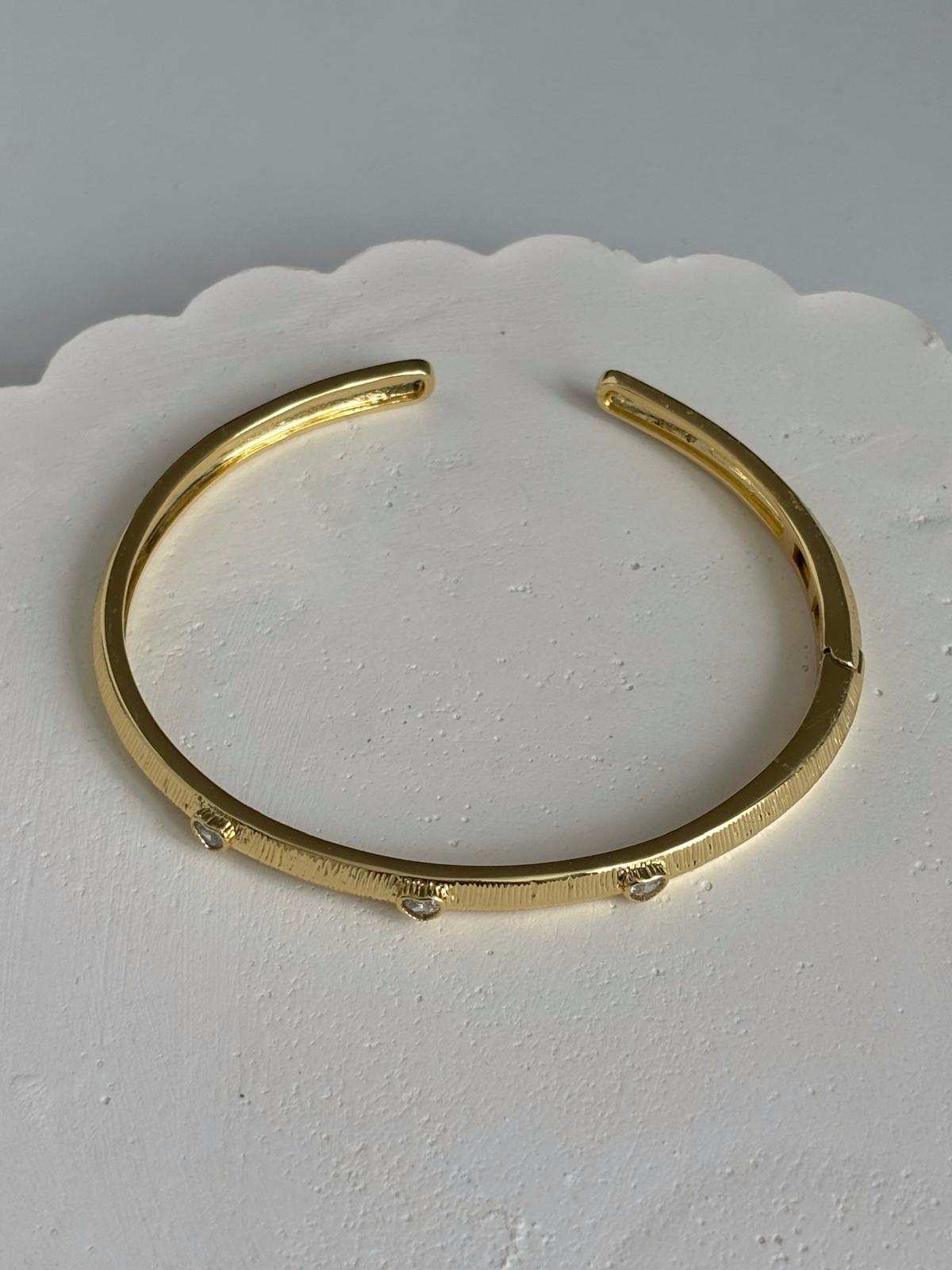 Beak Kelepçe Bileklik