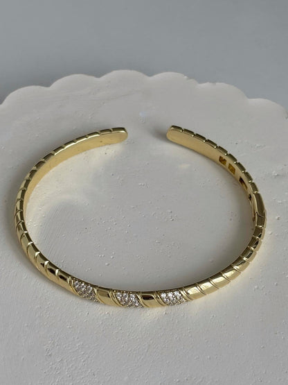 Klasik Kelepçe Bileklik