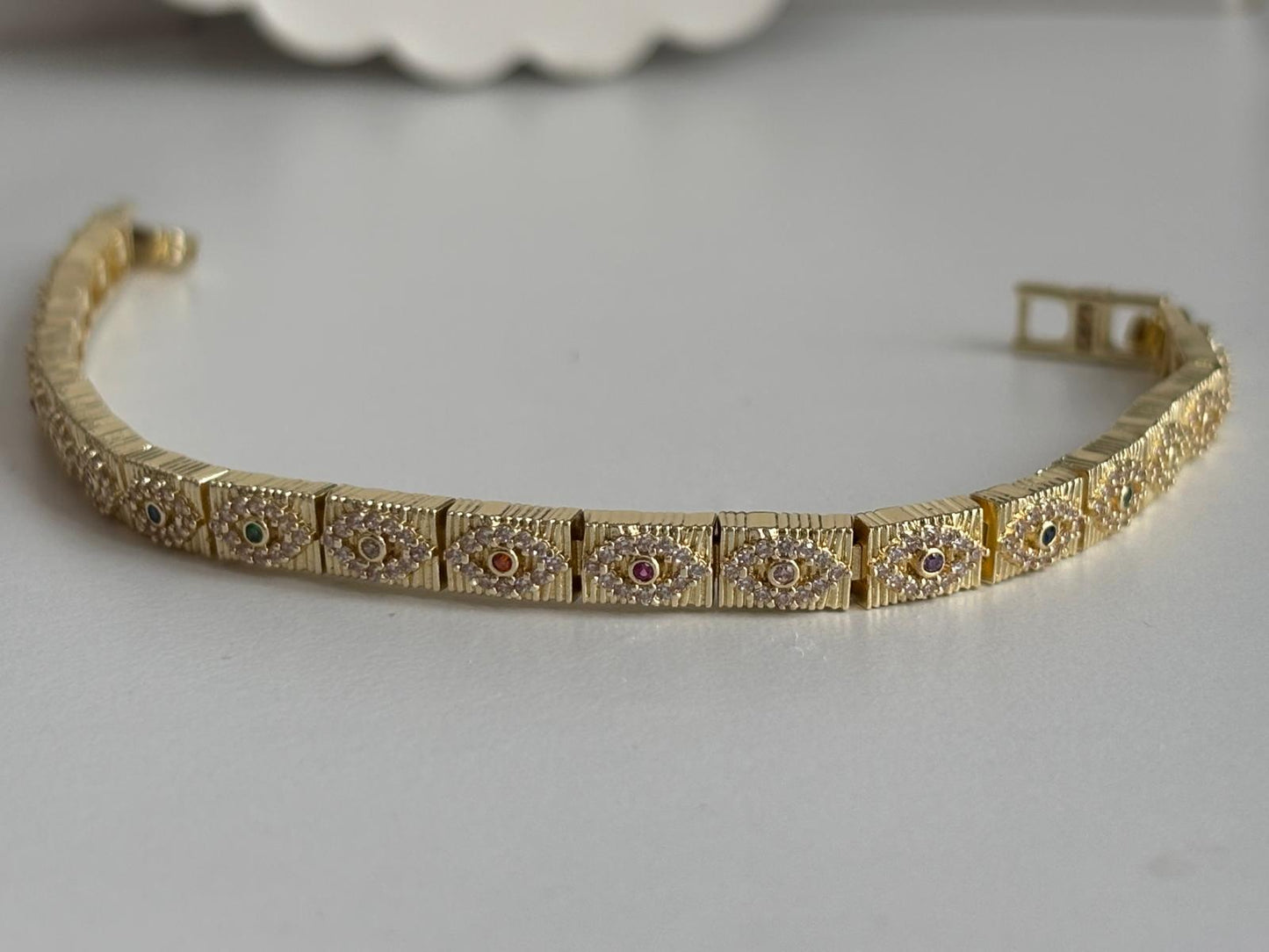 Renkli Göz Bileklik