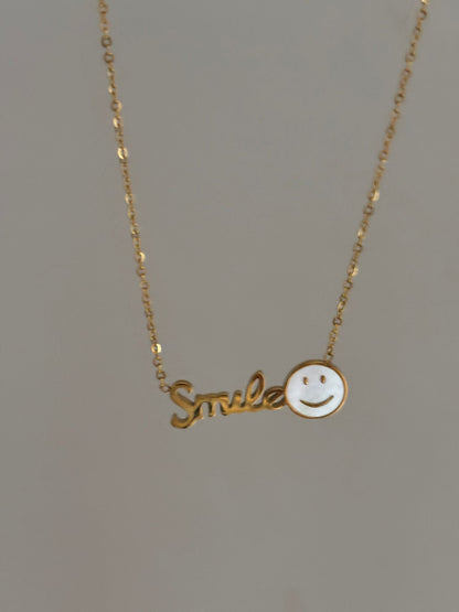Smile Kolye