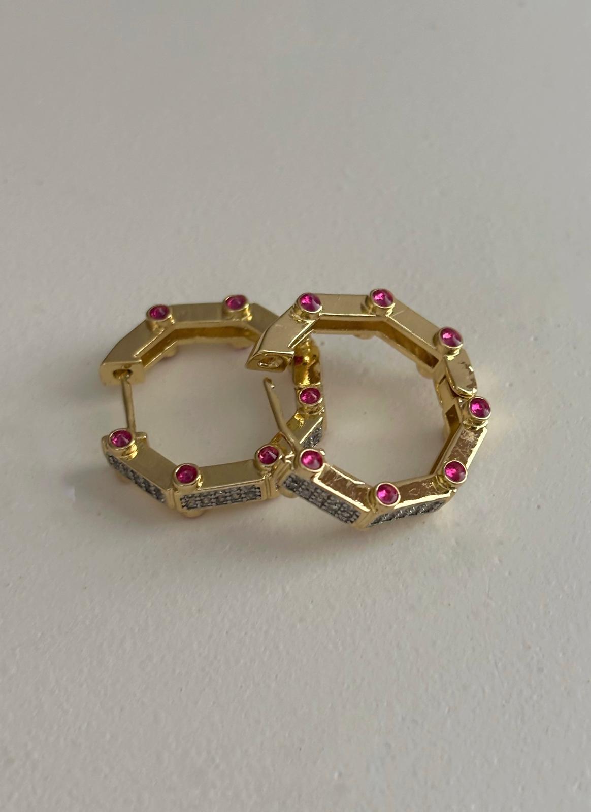 Bordo yuvarlak Küpe